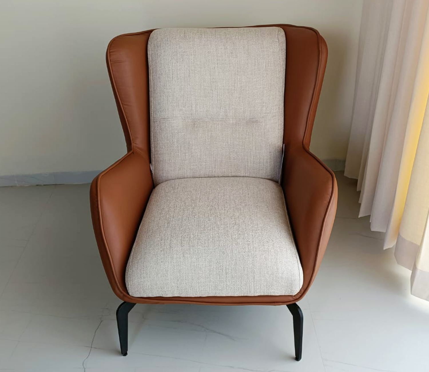 Buy chairs online at best price in Bangalore, Mumbai, Chennai