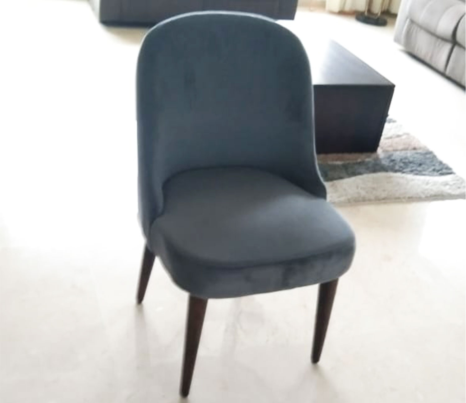 Buy chairs online at best price in Bangalore, Mumbai, Chennai