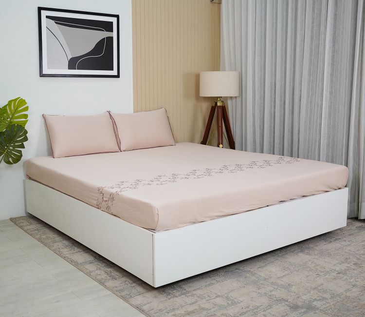 Floral Embroidery 300 TC Flat Pure Cotton King Size Bedsheet With 2 Pillow Covers (Pink) Premium Pink embroidered double bed sheet with pillow covers | Get the best deals on cotton bedsheets online.