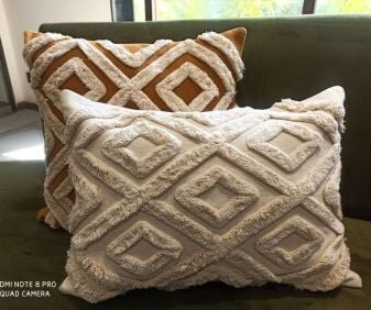 Handmade Cotton 18 x 18 inch Woven Shaggy Cushion Cover