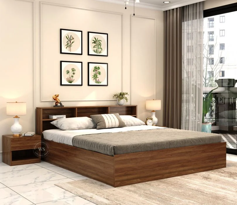 Barriss Bed With Box Storage (King Size, Honey Finish)