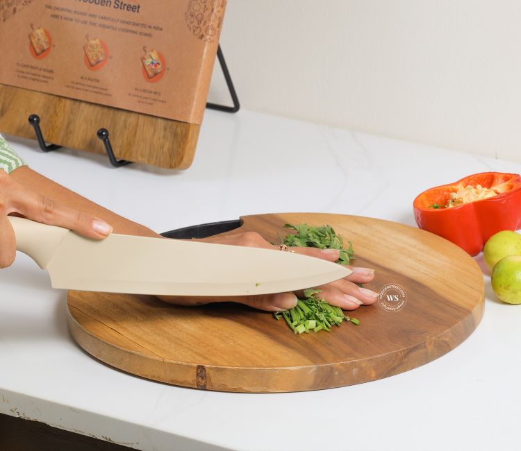 Sage Round Mango Wood Handcrafted Non Slip Chopping Board With Handle for Kitchen
