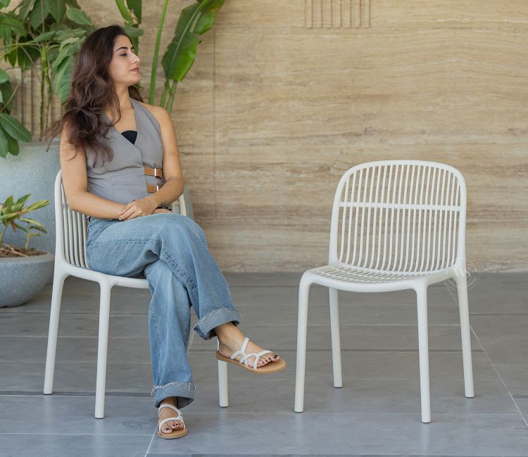 Barrova All-Weather Outdoor Chair Durable PP- Set of 2 (White)