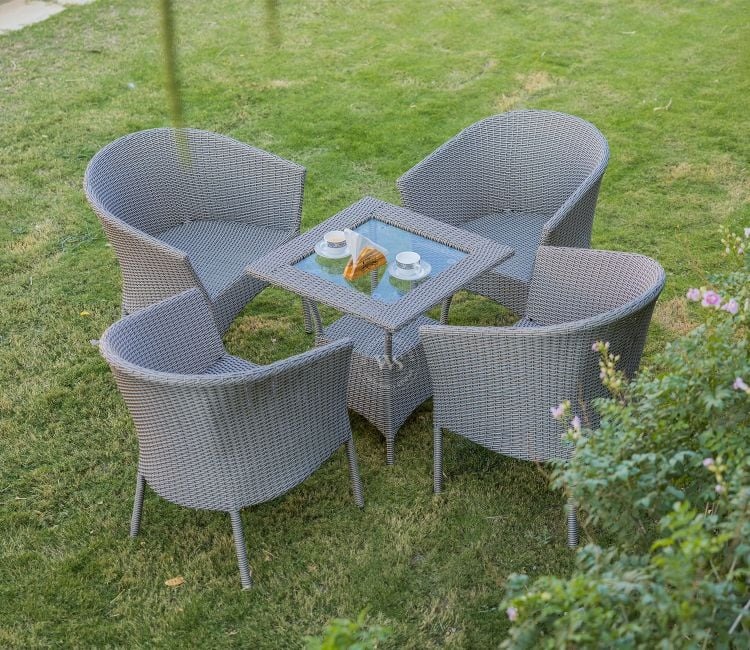 Golden White Vatican 4 Seater Outdoor Set Large