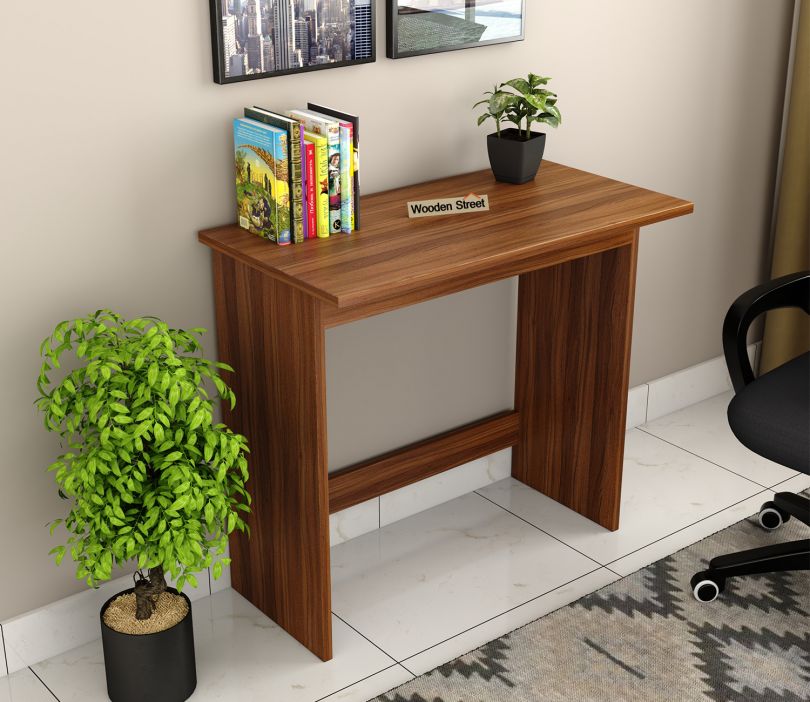 Best study table below 2000