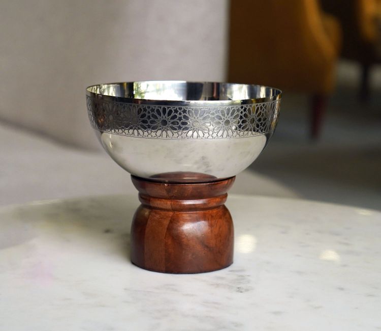 Ranier Metal and Wooden Base Round Bowl (S, Silver) buy dinner bowl set online | fruit bowl