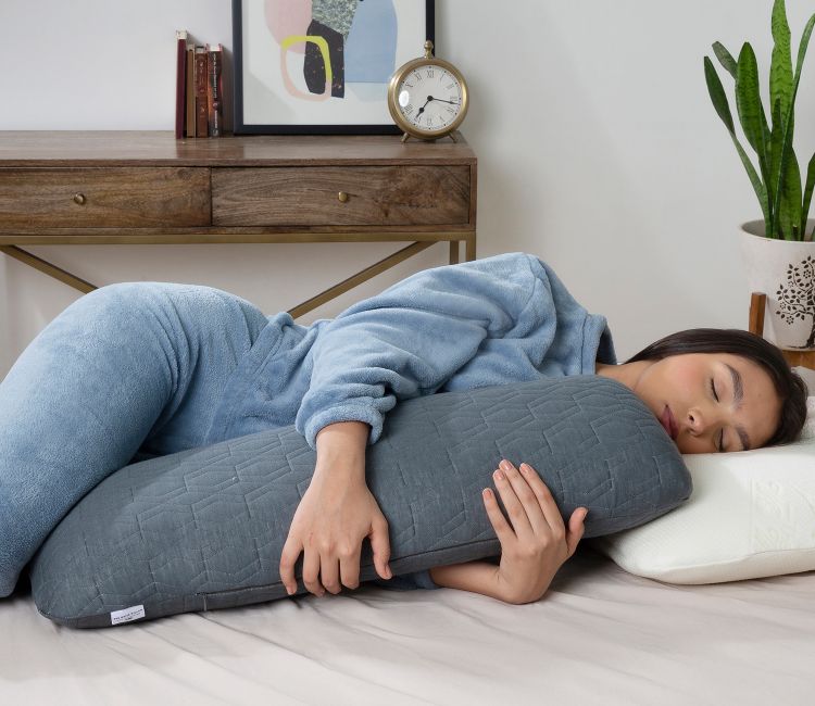 Buy Soft Microfiber Cotton Sleeping Pillow Set Online | Pillows for Bed Online India